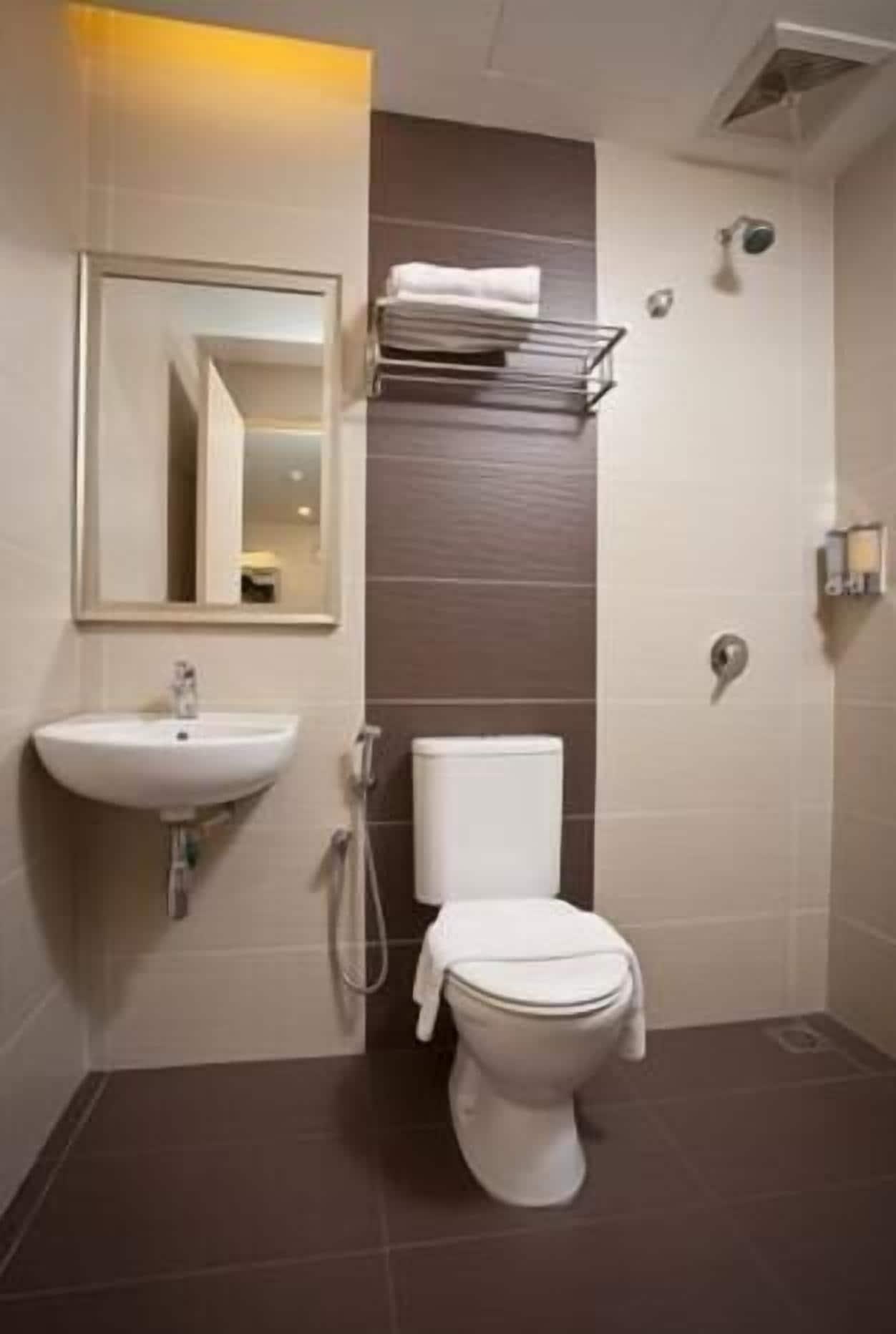 Lotus Hotel Kl Sentral Куала Лумпур Екстериор снимка